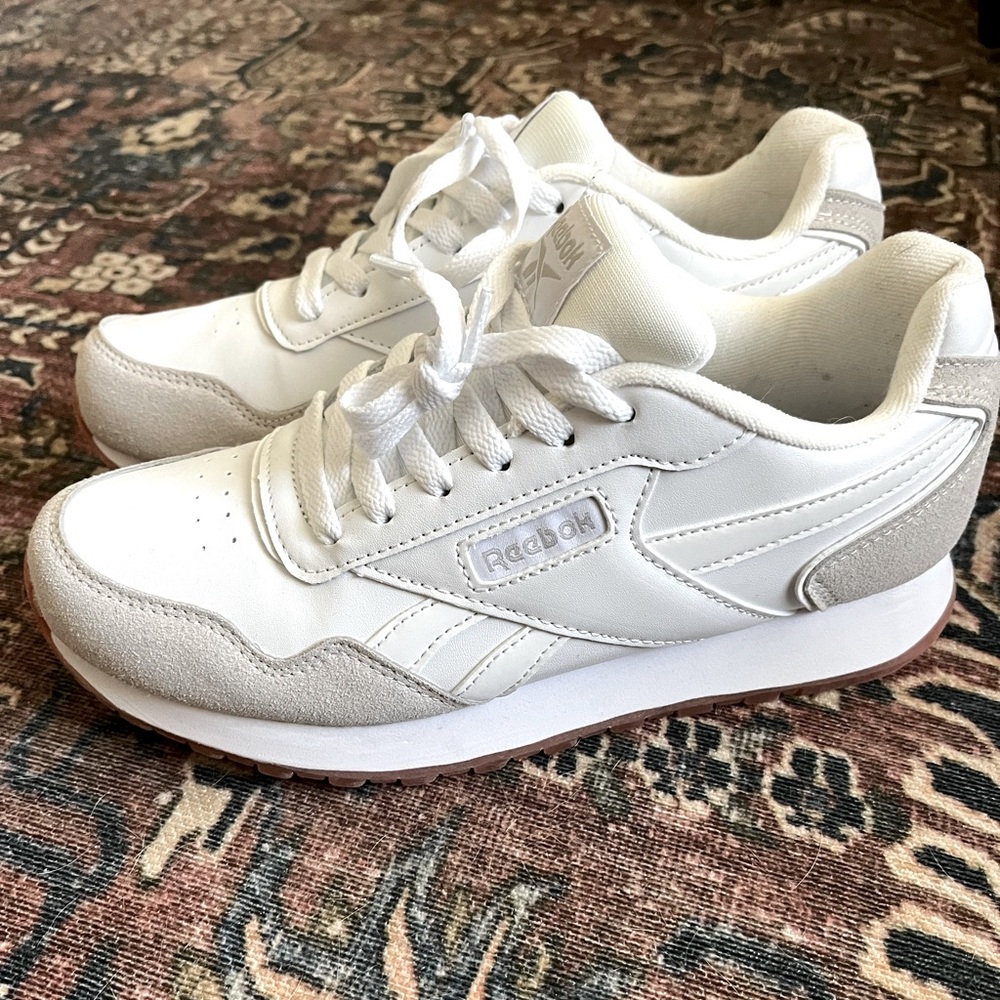 Reebok Sneakers